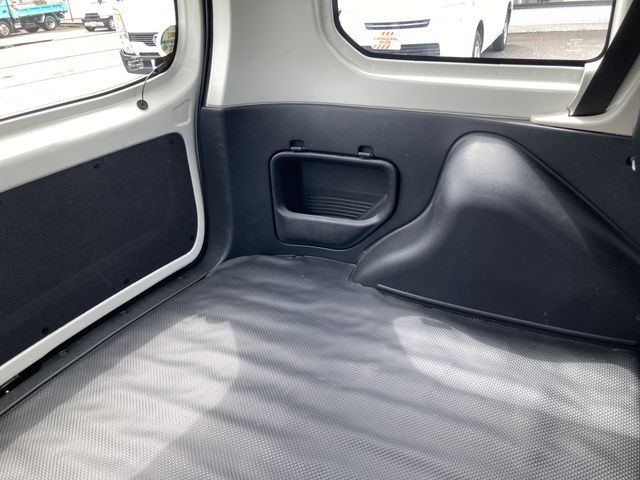 PROBOX van 2WD