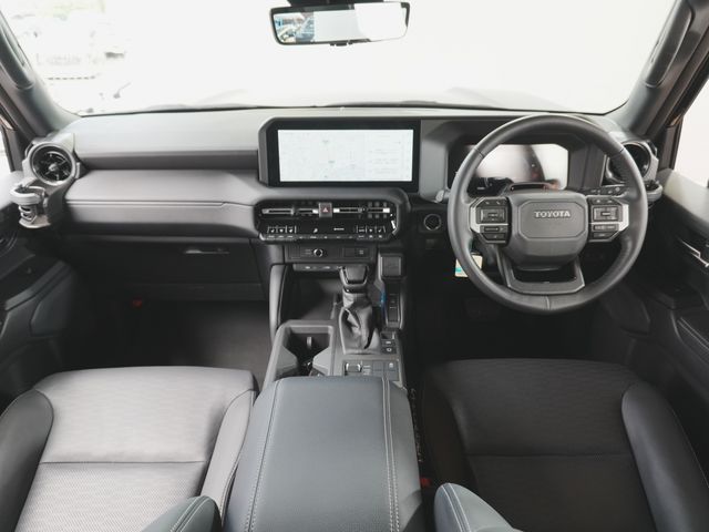 LANDCRUISER 250
