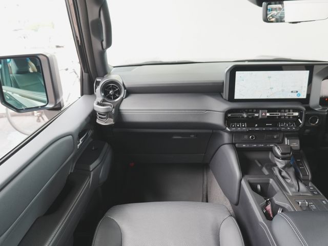 LANDCRUISER 250