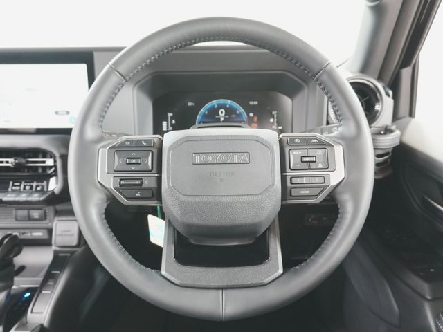 LANDCRUISER 250
