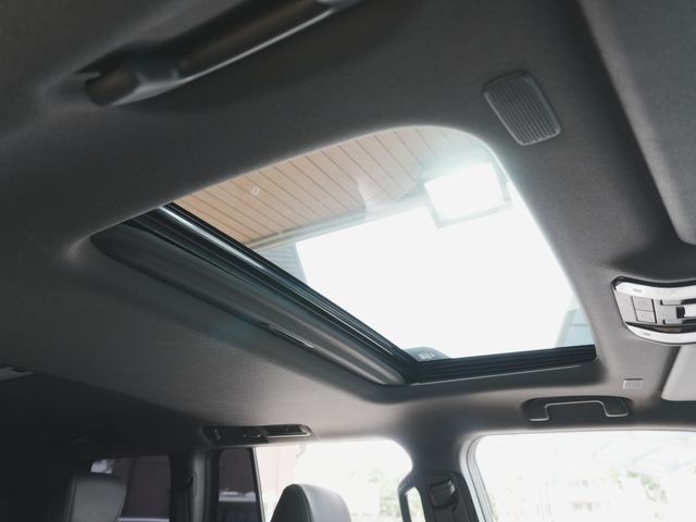 LANDCRUISER 250
