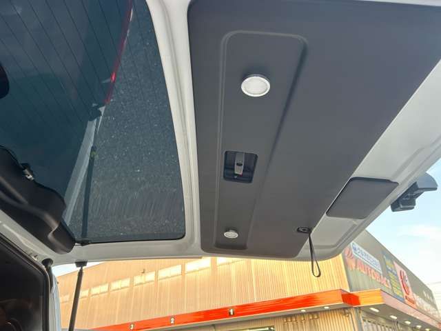 HIACE van 4WD