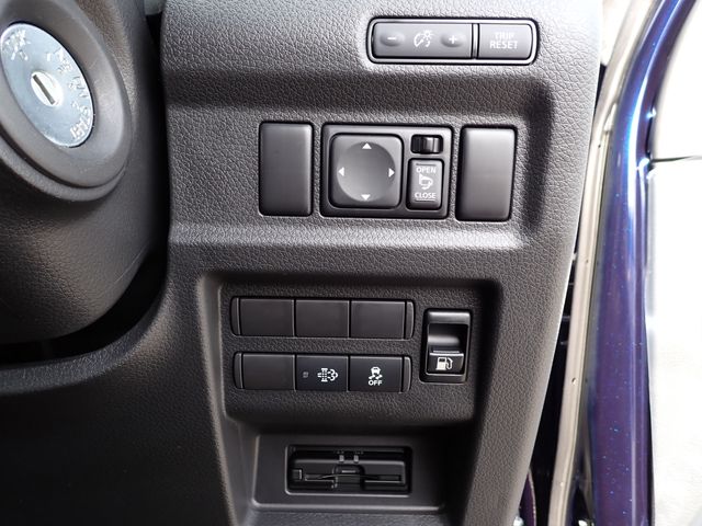CARAVAN van 1.2t 2WD
