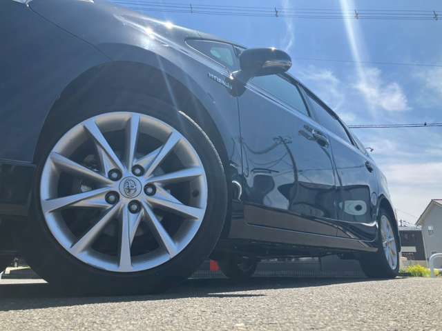 PRIUS Alpha