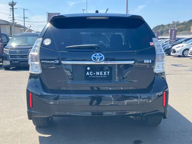 PRIUS Alpha