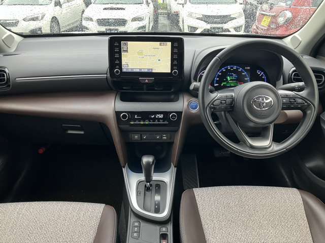 YARIS CROSS HYBRID