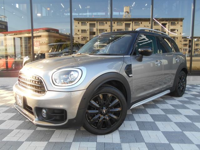 MINI COOPER CROSSOVER