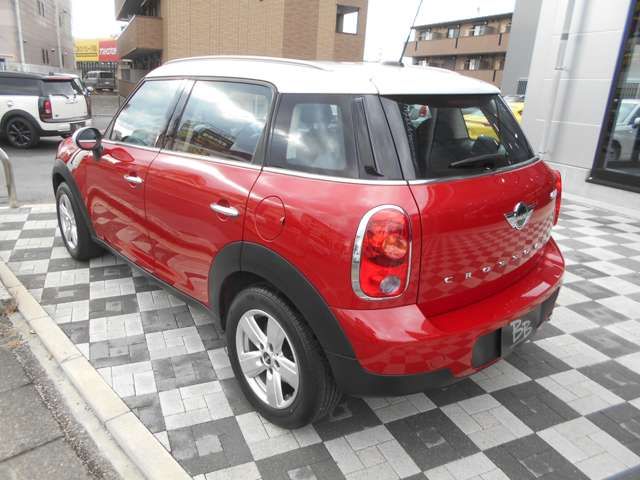 BMW MINI COOPER CROSSOVER