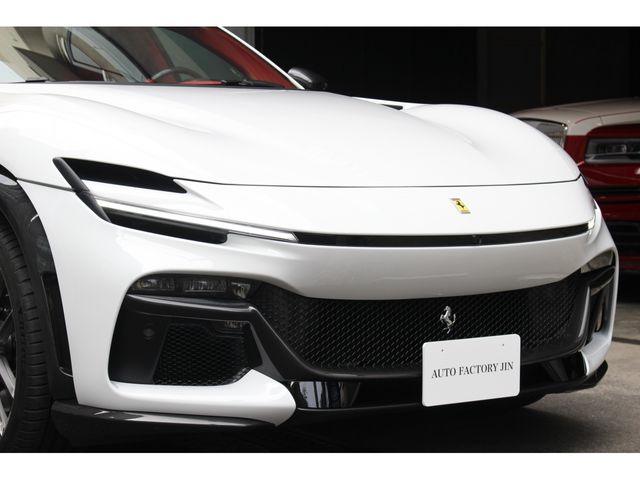 FERRARI Purosangue