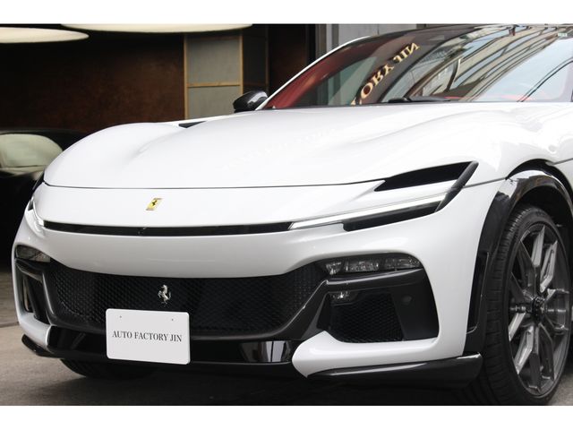 FERRARI Purosangue