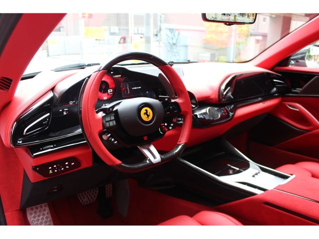 FERRARI Purosangue