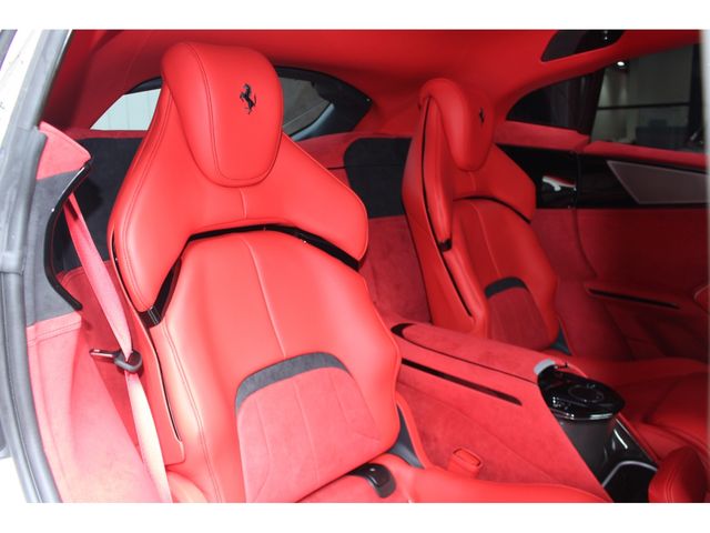 FERRARI Purosangue