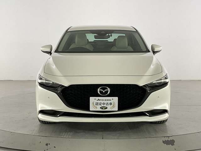MAZDA3 SEDAN