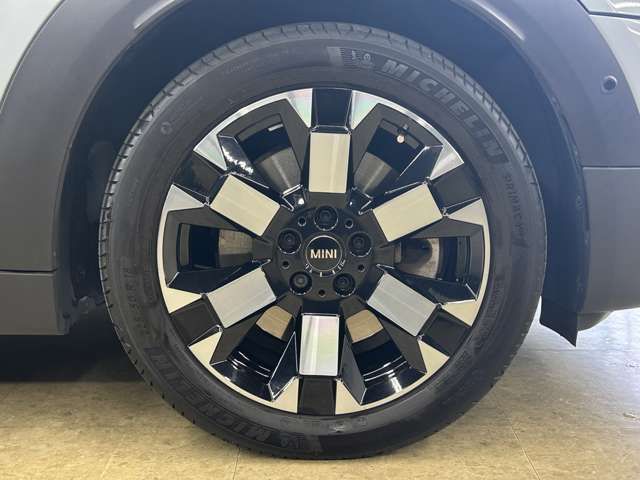 MINI COOPER S E CROSSOVER