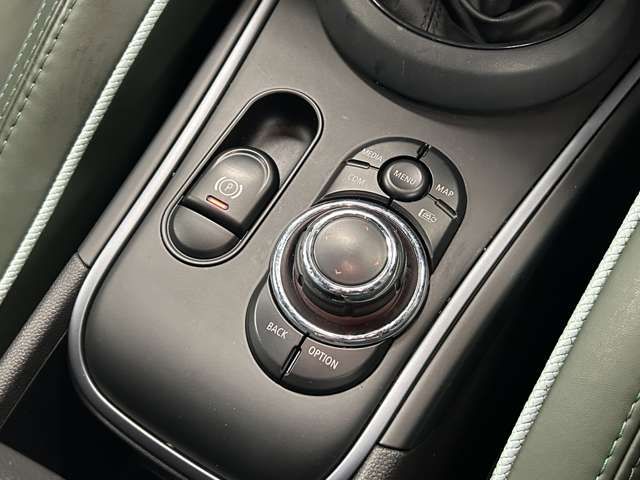 MINI COOPER S E CROSSOVER