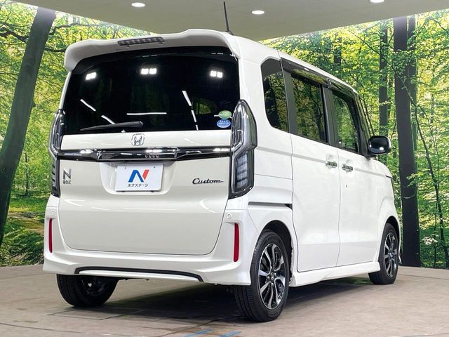 N BOX CUSTOM