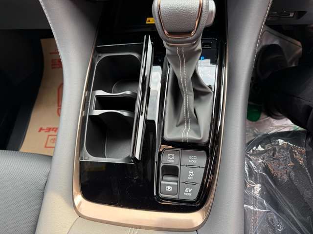 ALPHARD hybrid 4WD