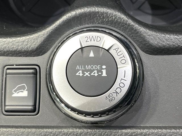 X-TRAIL HYBRID 4WD