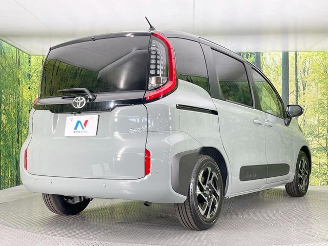 SIENTA HYBRID