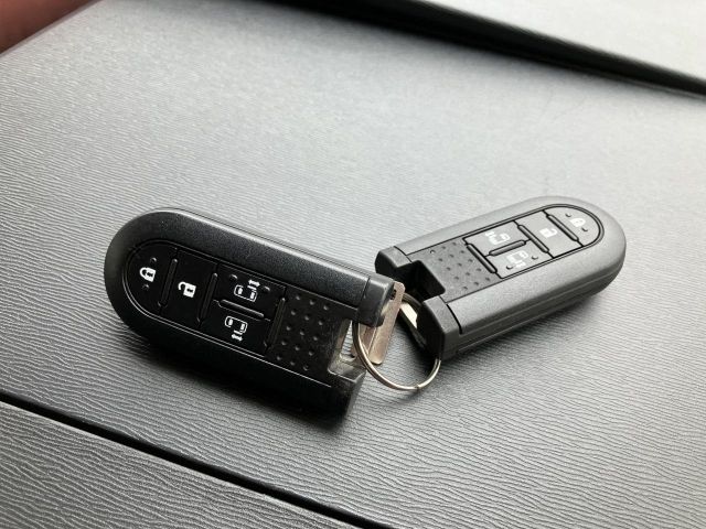 TANTO CUSTOM 4WD