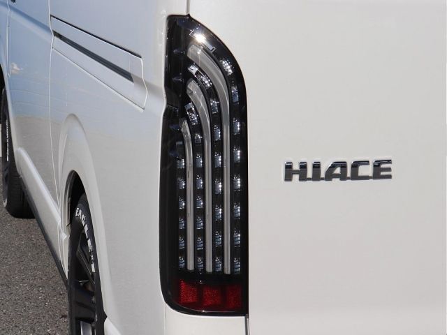 HIACE van 4WD