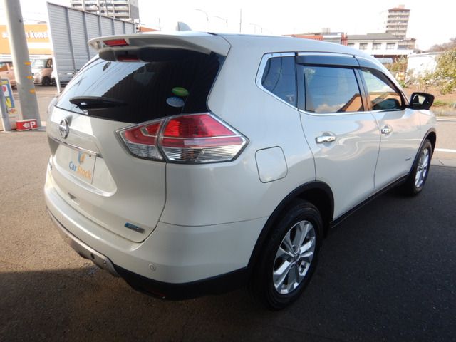 X-TRAIL HYBRID 4WD