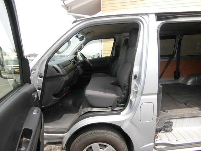 HIACE van 2WD