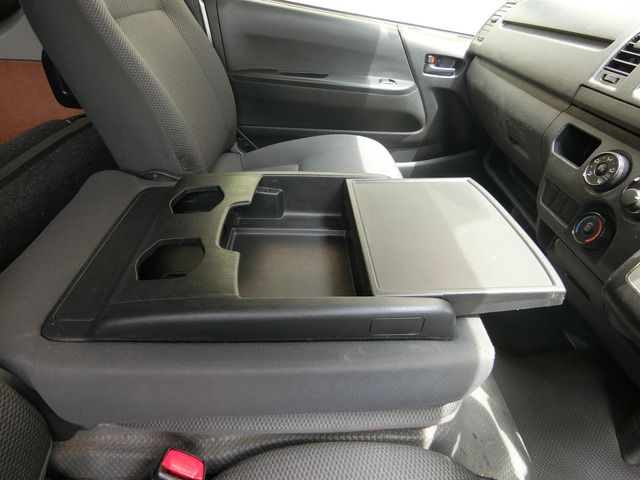 HIACE van 2WD