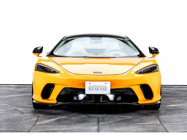 McLaren GT