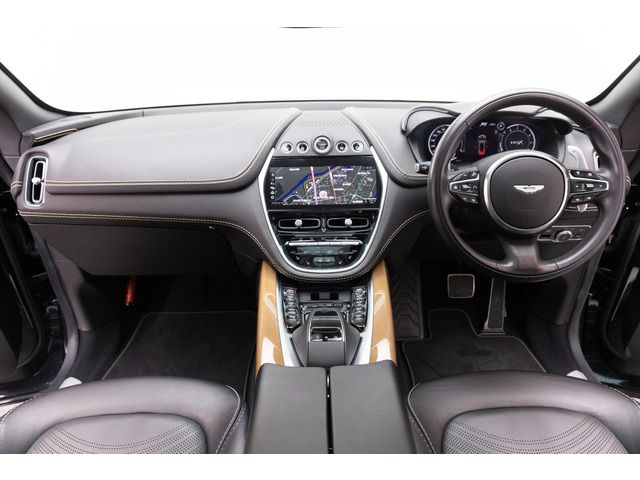 ASTON MARTIN SUV