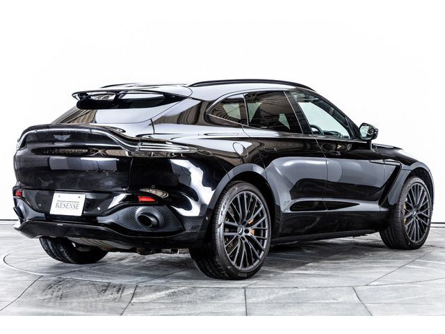 ASTON MARTIN SUV