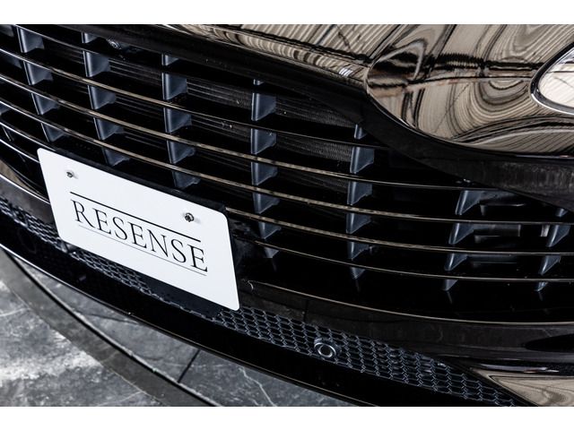 ASTON MARTIN SUV