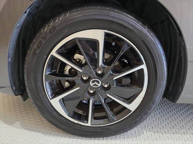 MAZDA2