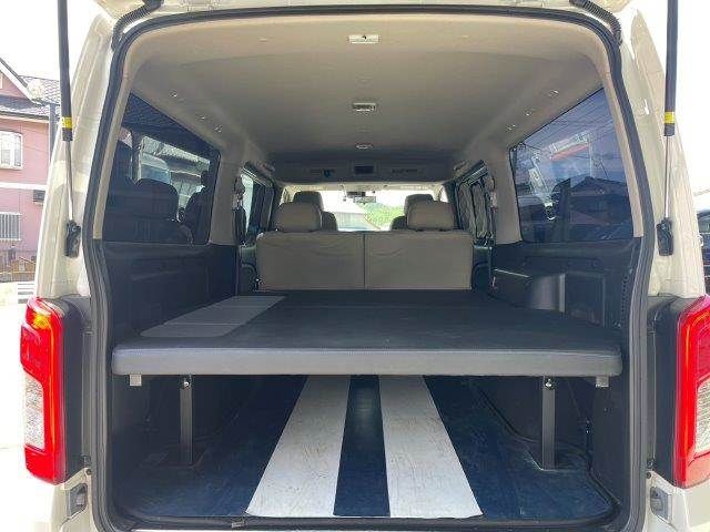 CARAVAN van 2WD