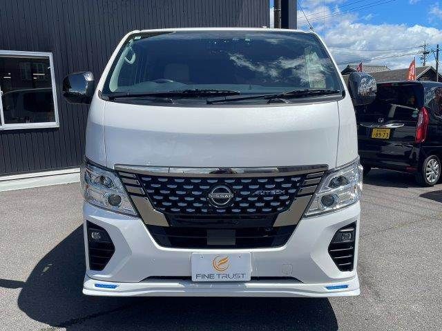 CARAVAN van 2WD