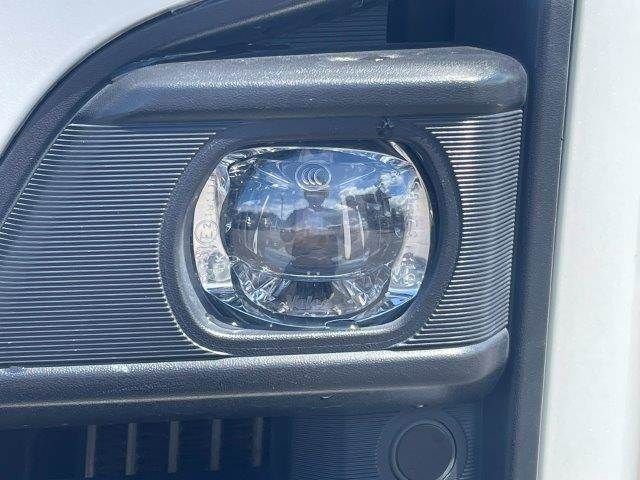 CARAVAN van 2WD