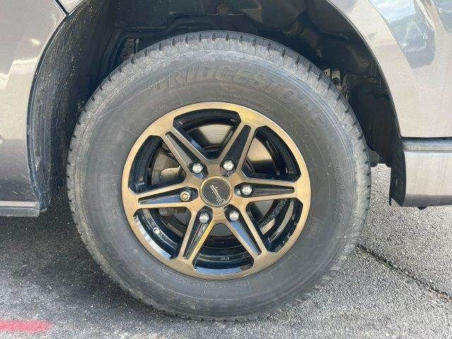HIACE van 4WD