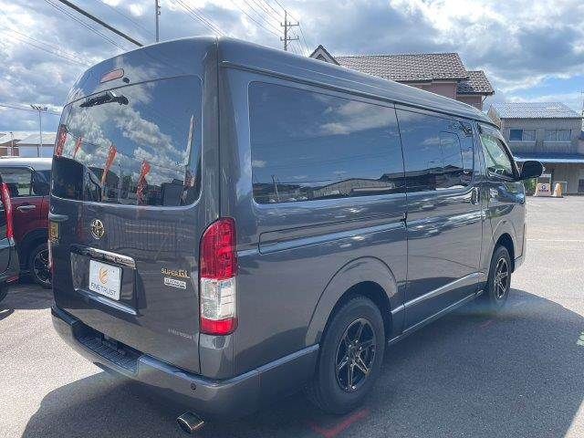 HIACE van 4WD