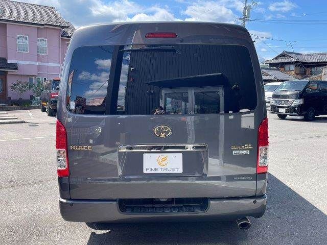 HIACE van 4WD