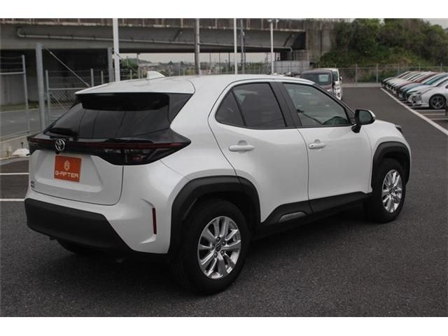 YARIS CROSS