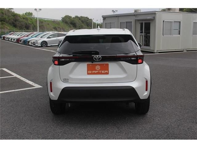 YARIS CROSS
