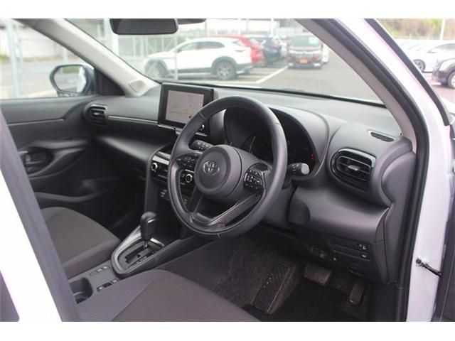 YARIS CROSS