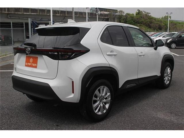YARIS CROSS