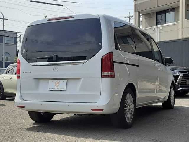 MERCEDES BENZ V class