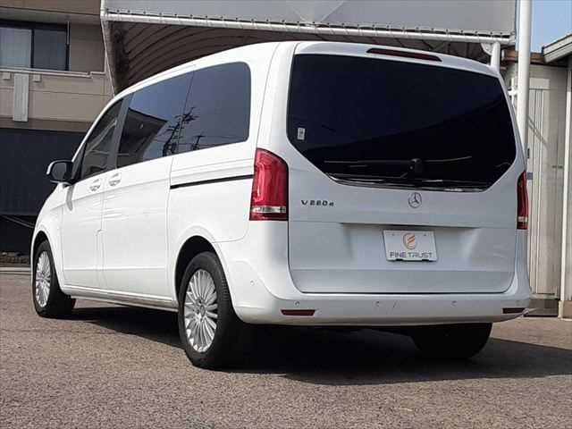 MERCEDES BENZ V class