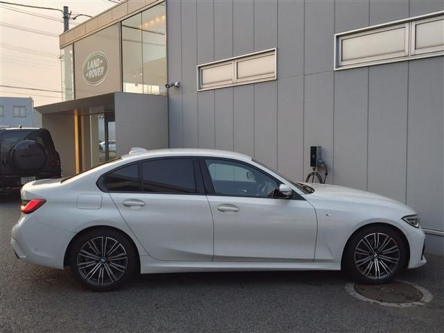 BMW 3 Series sedan