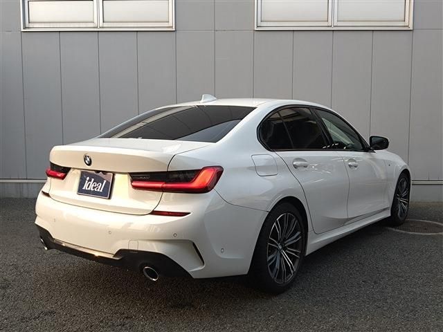 BMW 3 Series sedan