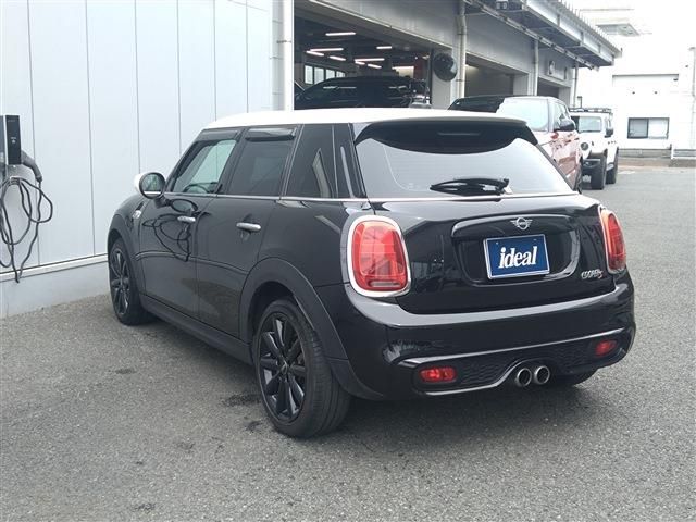 MINI COOPER S 5DOOR