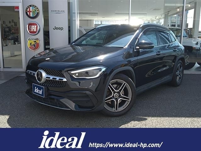 MERCEDES BENZ GLA class