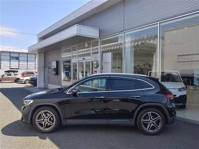 MERCEDES BENZ GLA class